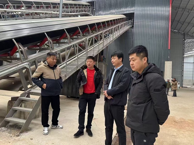 华山营销公司：深入一线访客户 新品销售谱新篇